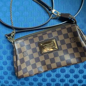 Louis Vuitton Eva Damier Ebene Crossbody Clutch